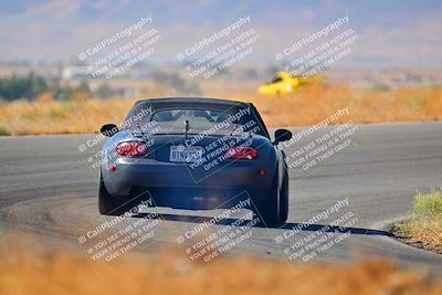 media/Sep-28-2024-Turn8 Trackdays (Sat) [[81b87d0494]]/Advanced/Session 2 (Bowl Exit)/